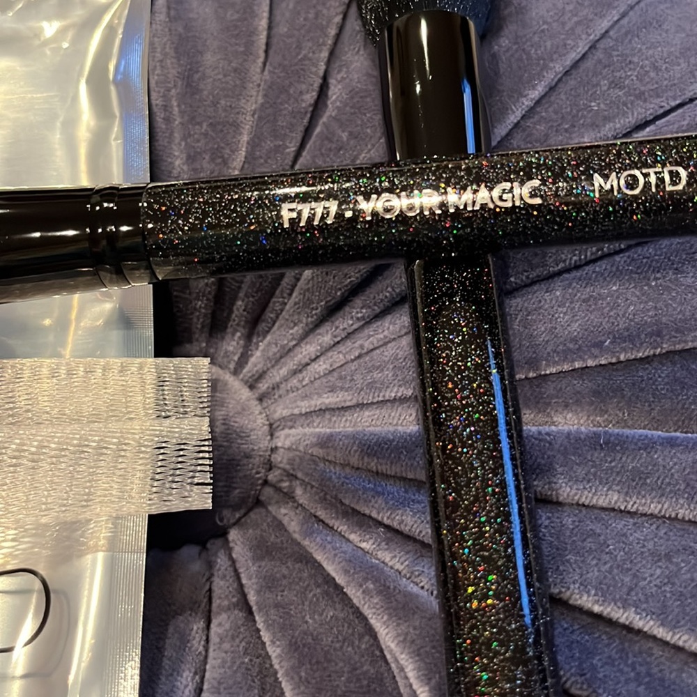 Makeup Brush set - Picture 3 of 6